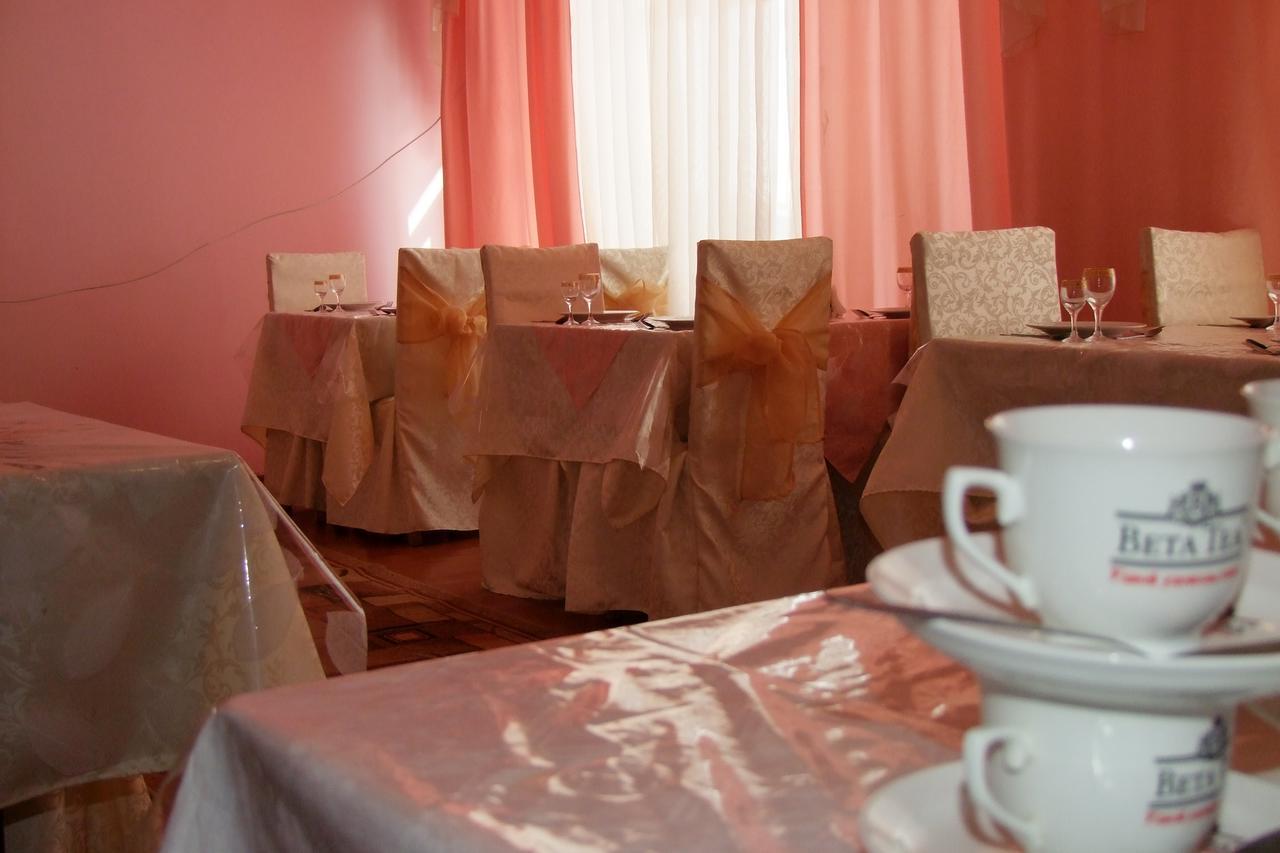 Otel Issyk-Kul Каракол Экстерьер фото