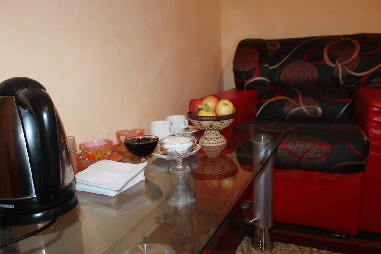 Otel Issyk-Kul Каракол Экстерьер фото
