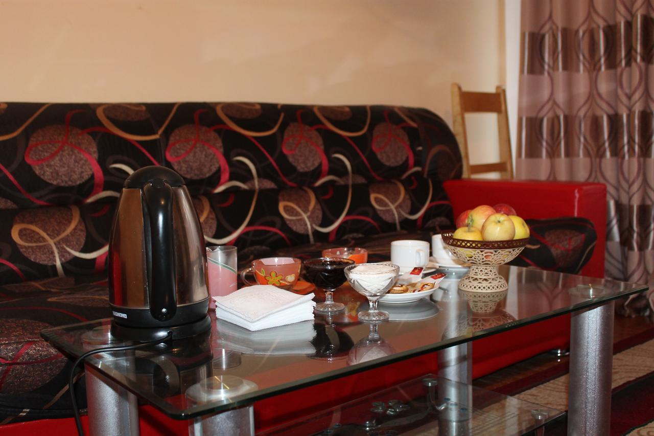 Otel Issyk-Kul Каракол Экстерьер фото